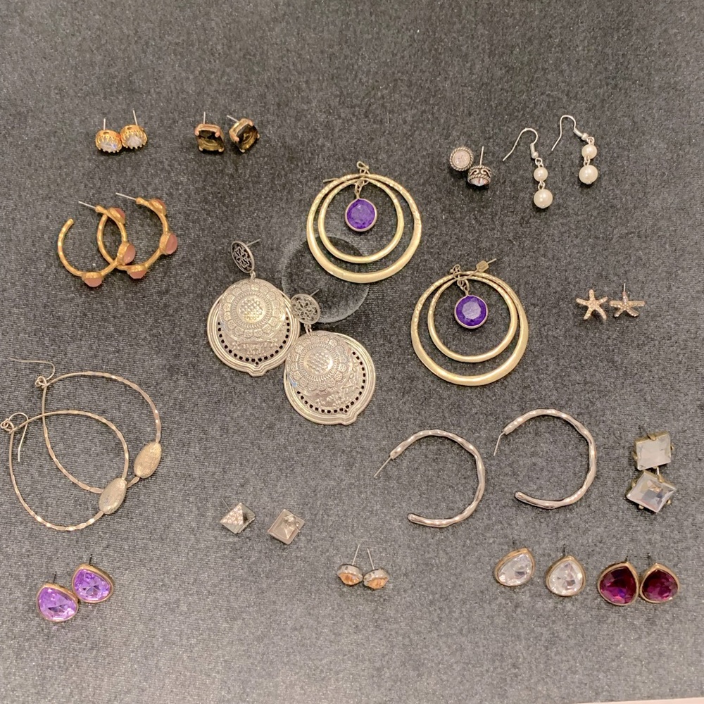 Over twenty beautiful & fun pieces of jewelry!